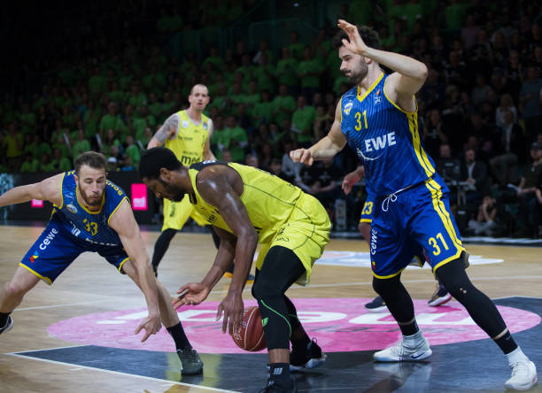 沙特队的技 沙特队的技